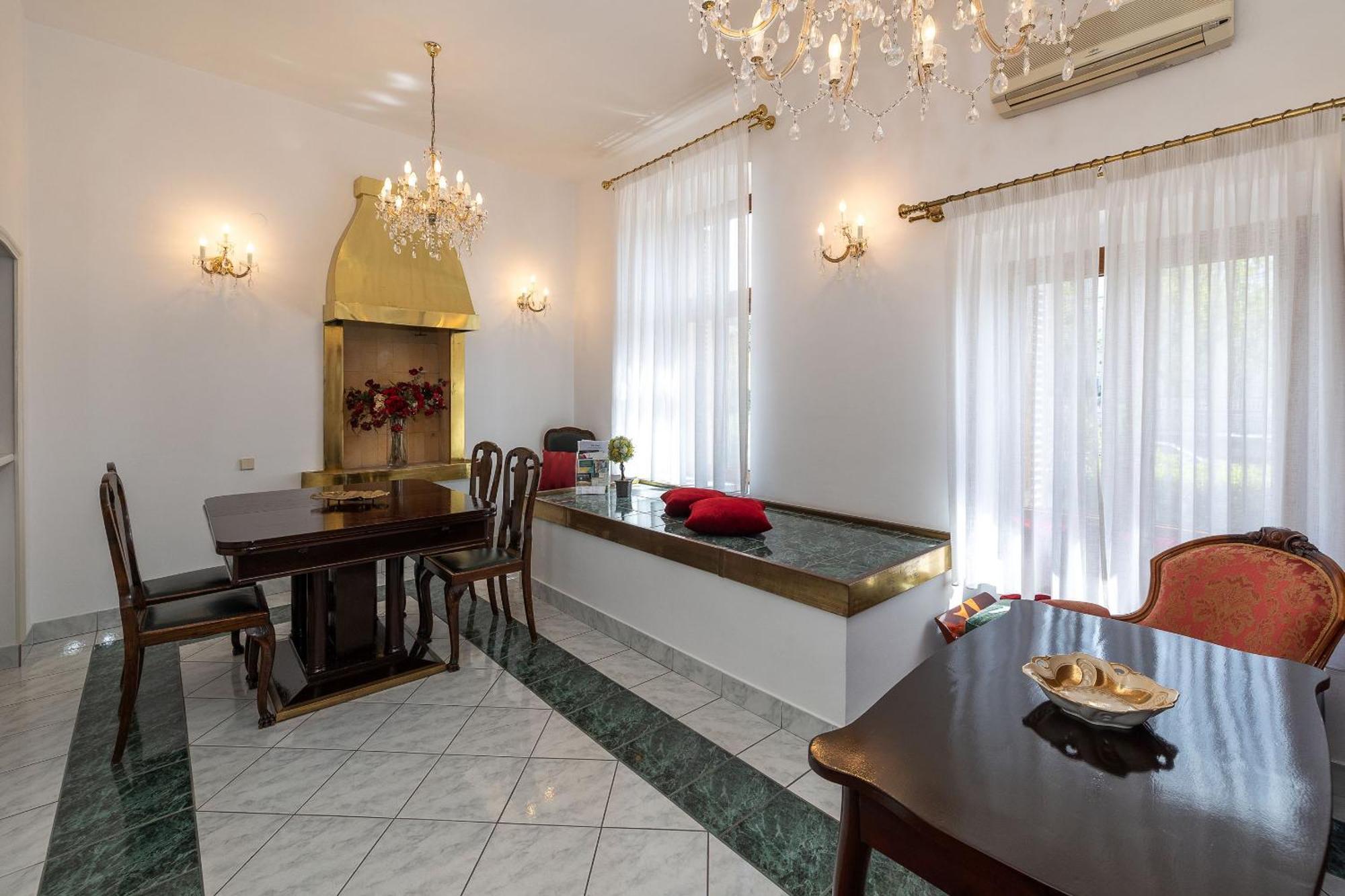 Apartments Villa Castello Криквеница Екстериор снимка