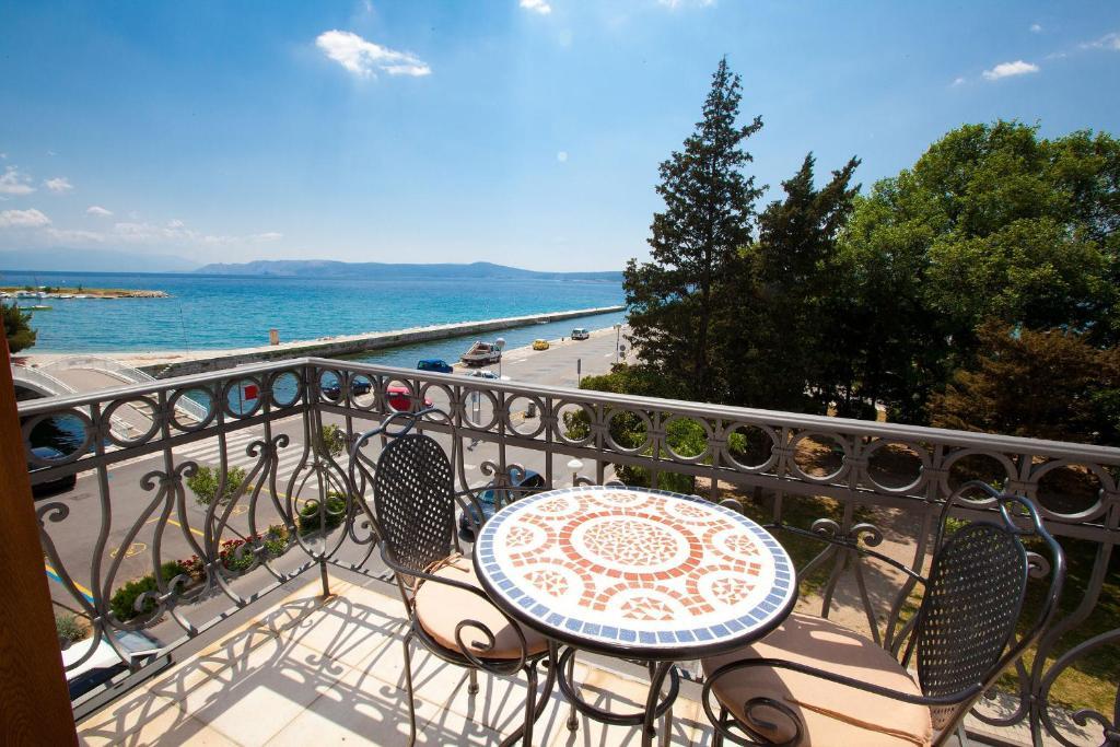 Apartments Villa Castello Криквеница Екстериор снимка